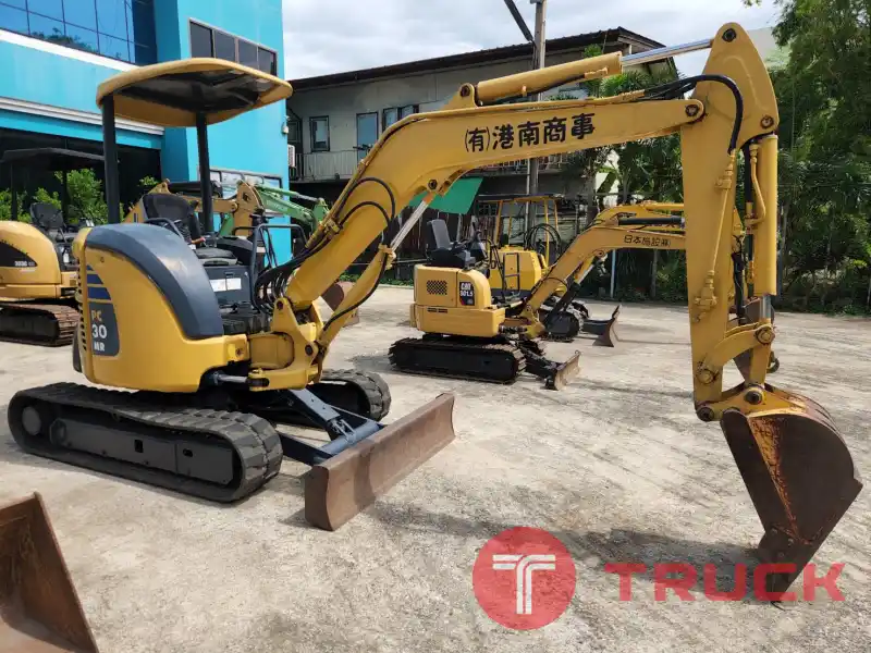 รถขุดมือสอง KOMATSU PC35MR-2 รถนำเข้าจากญี่ปุ่นใช้งานมาน้อย มาใหม่