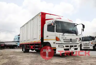 หกล้อตู้สิบบาน HINO QDR 500 212 แรงม้า ปี56