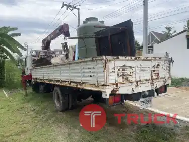ขายค่ะ ! รถ 6 ล้อ ติดเครน HINO 390,000 บาทถ้วน