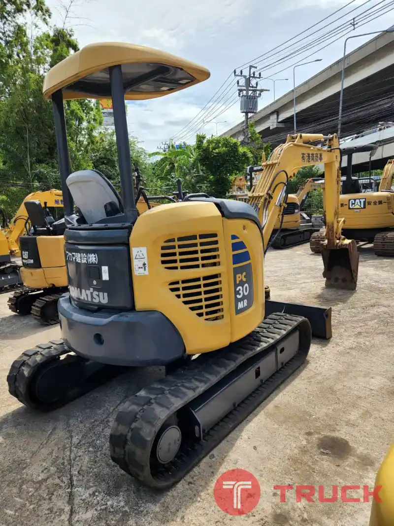 รถขุดมือสอง KOMATSU PC30MR-2 มาใหม่พร้อมทำงาน สอถามเพิ่มเติมที่คุณชัญญา 0658844400, คุณชุมพล 0860044333, www.nmc99.com