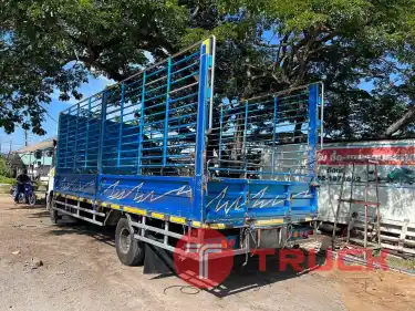 HINO FC9J