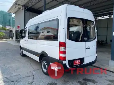 VAN EV J6