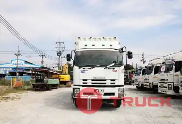 หกล้อตู้สิบบาน ISUZU FTR 240 แรงม้า ปี58