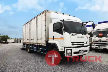 หกล้อตู้สิบบาน มีลิฟท์ท้าย ISUZU FTR 240 แรงม้า ปี60