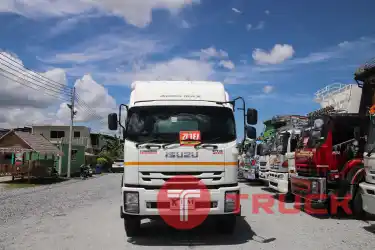 หกล้อหัวลาก ISUZU FTR 240 แรงม้า ปี64