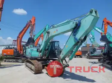 Kobelco SK200-8 # YN12-64244 ปี2013 จากญี่ปุ่น โทร. 080-6565422 (หนิง)