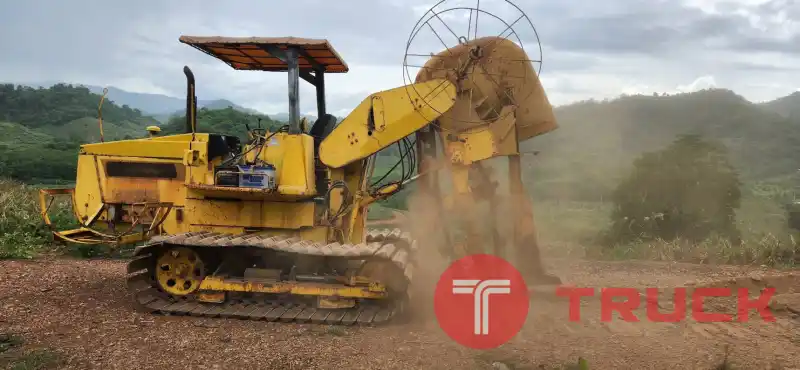 รถขุดร่อง ขุดหิน ภูเขา ยี่ห้อ mitsubishi เก่าญี่ปุ่น 4 สูบ ร่อง 7 นิ้ว เก่านอก