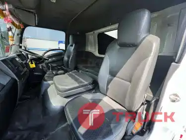 สิบล้อคอก ISUZU FVM 240 แรงม้า ปี57