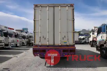 หกล้อตู้สิบบาน FUSO 240 แรงม้า ปี51