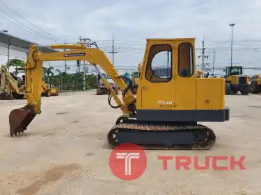 KOMATSU PC40-1 นำเข้าจากญี่ปุ่น สภาพพร้อมใช้งาน LINE ID @sangenjp โทร 089-0080077,089-0050007,086-0044333,065-8844400 www.sangenjp.com www.nmc99.com