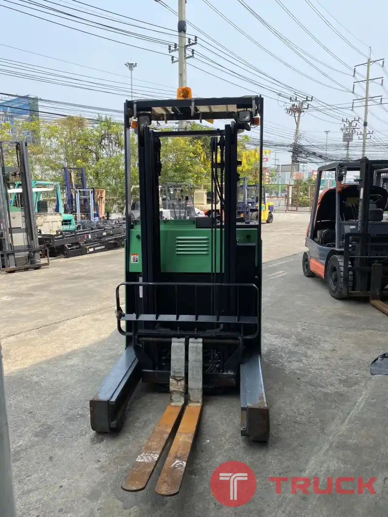 ขายฟอร์คลิฟท์ไฟฟ้ายืนขับ TOYOTA ขนาด 1.5 ตัน เสายกได้สูง 3 เมตร รถมือสองสภาพดี นำเข้าจากญี่ปุ่น