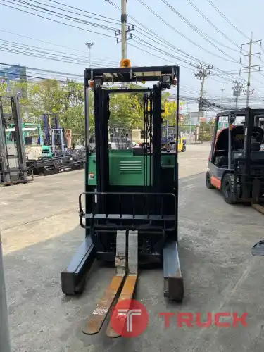 ขายฟอร์คลิฟท์ไฟฟ้ายืนขับ TOYOTA ขนาด 1.5 ตัน เสายกได้สูง 3 เมตร รถมือสองสภาพดี นำเข้าจากญี่ปุ่น
