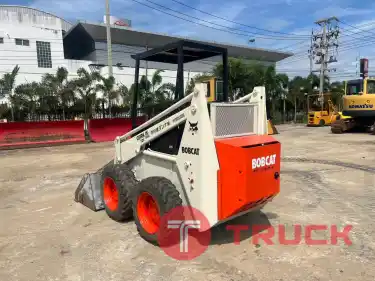 BOBCAT 725 มาถึงไทยแล้วจากญี่ปุ่น ใช้แล้ว สอบถามที่คุณชญานิน 0890050007