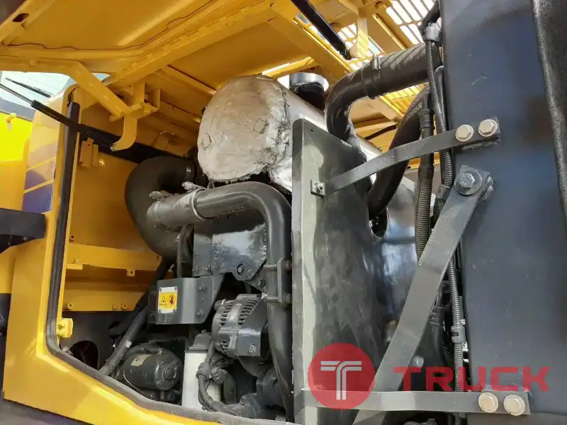 รถตัก KOMATSU WA200-6 มือสองนำเข้าจากญี่ปุ่น สอบถามรายละเอียดที่คุณชัญญา 0658844400 รถตัก KOMATSU WA200-6 มือสองนำเข้าจากญี่ปุ่น สอบถามรายละเอียดที่คุณชัญญา 0658844400