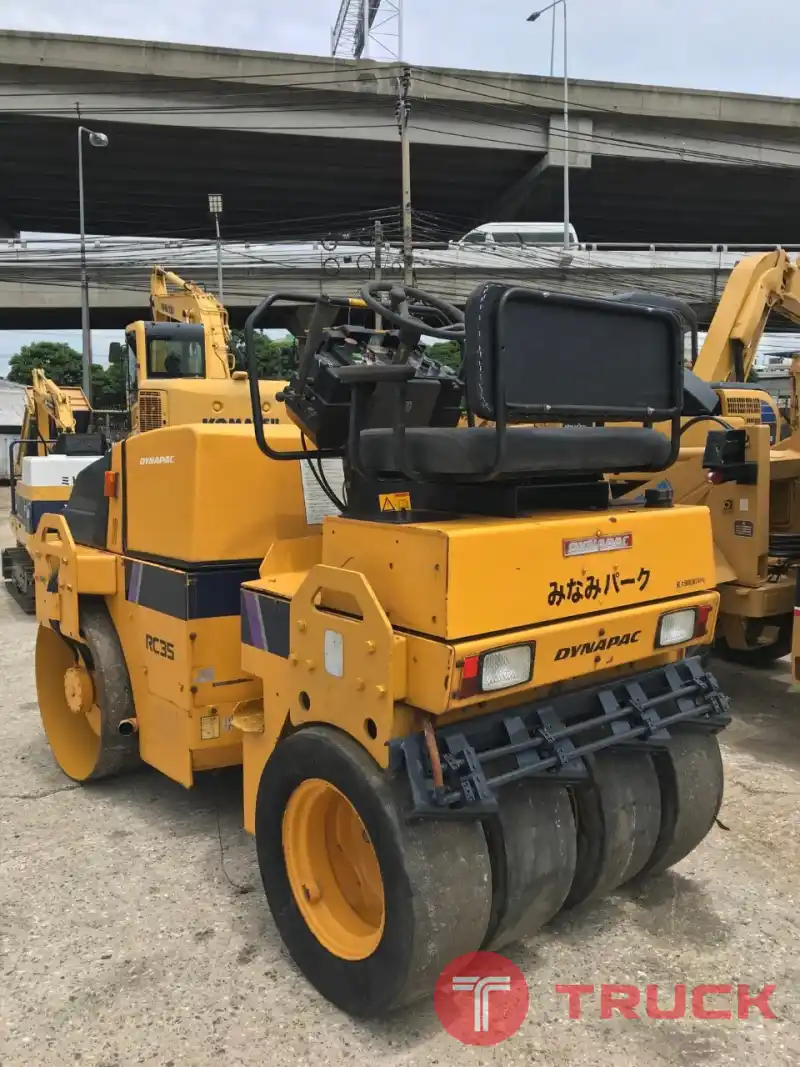 รถบดมือสอง DYNAPAC RC35 -2 จากญี่ปุ่นแท้ สอบถามเพิ่มเติมที่คุณชัญญา 0658844400