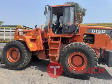 ขายรถตักล้อยาง DOOSAN รุ่น SD300