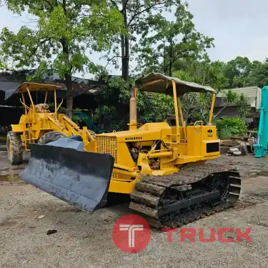 รถแทรกเตอร์ KOMATSU D20A-5