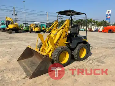 Komatsu SK07 นำเข้าจากญี่ปุ่น สภาพพร้อมใช้งาน LINE ID @sangenjp โทร 089-0080077,089-0050007,086-0044333,065-8844400 www.sangenjp.com www.nmc99.com