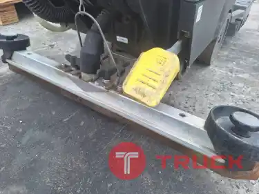 รถกวาดถนนแบบเดินตาม รถทำความสะอาดพื้น ล้างพื้น KARCHER รุ่นใหม่ จากต่างประเทศ สภาพสวย พร้อมใช้งาน ระบบแบตเตอรี่ อุปกรณ์เดิมครบ ราคา 55,000บาท โทร : 094-7899445 Line : @KT2Hand