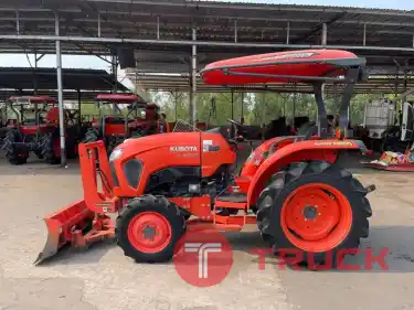 ใช้งานคล่องตัว เครื่องดี รถคูโบต้ารุ่นL3218 ใบดันดินหน้า ผานหลัง ดาวน์ 70,000 บาท เกียร์ดี เครื่องแน่น ตรวจเช็คพร้อมใช้งาน พร้อมส่ง สนใจสอบถามหรือมาดูที่ร้านเราได้จ้า