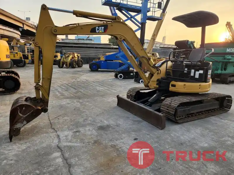 CAT304 CR นำเข้าจากญี่ปุ่น สภาพพร้อมใช้งานL INE @sangenjp โทร 089-0080077,089-0050007,086-0044333,065-8844400 www.sangenjp.com www.nmc99.com