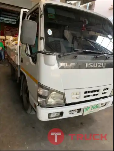 รถบรรทุก 4 ล้อ ISUZU NKR ปี 2549