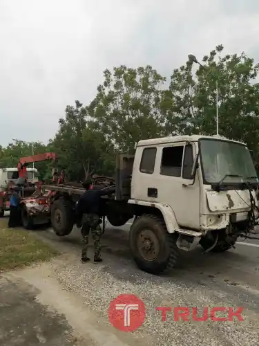 ขาย DAF 4x4 ทหาร ไม่มีทะเบียน 350,000บาท