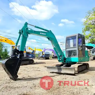 แบคโฮ KOBELCO SK042 ด่วนลดส่งท้ายปี