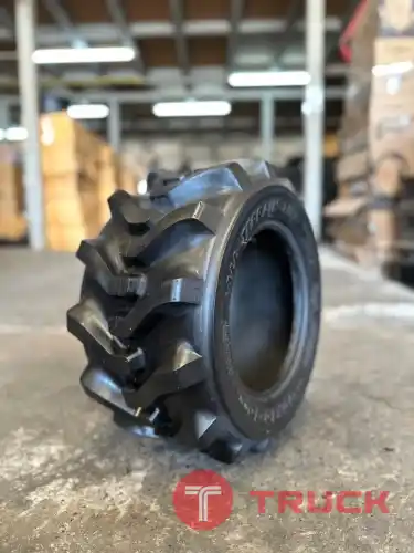 ยางรถดั้ม 8ล้อ นำเข้าจากญี่ปุ่น สภาพพร้อมใช้งานLINE @sangenjp โทร 089-0080077,089-0050007,086-0044333,065-8844400 www.sangenjp.com www.nmc99.com