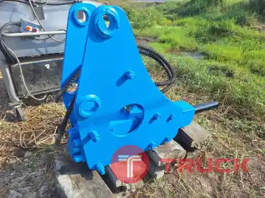 หัวกระแทก หัวแย็ก HYDRAURIC BREAKER ยี่ห้อ TOKU รุ่น 5ME สำหรับรถขุด PC45-PC60 สภาพสวยเดิม รุ่นใหม่ มือ2ญี่ปุ่น ราคา 28,000 บาท โทร 094-7899445 Line @KT2Hand จัดส่งด่วนได้ รูดบัตรเครดิตได้ ออกกำกับภาษีได้
