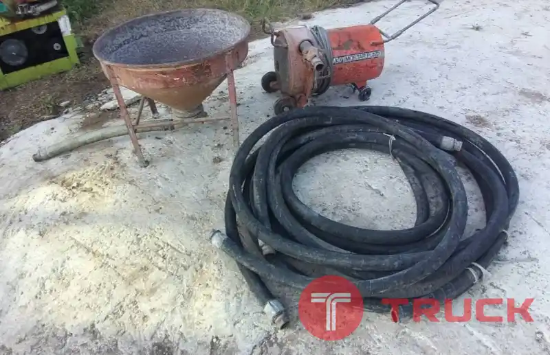 MORTAR PUMP 300 มอเตอร์ปั๊มปูน อุปกรณ์ครบชุด พร้อมสาย พร้อมถังไซโล ไฟ110V. สภาพสวยเดิม รุ่นใหม่ มือ2ญี่ปุ่น ราคา 18,000 บาท โทร 0947899445 Line @KT2Hand จัดส่งด่วนได้ รูดบัตรเครดิตได้ ออกกำกับภาษีได้