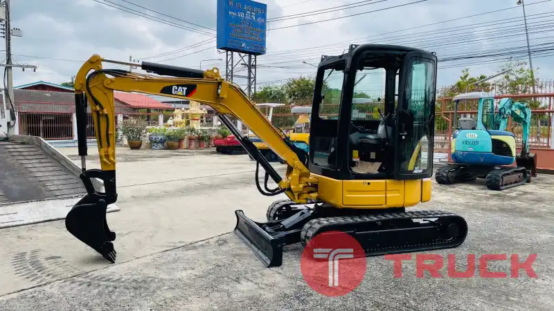 รถขุด CAT 303C CR มีเก๋ง มือสอง นำเข้าจากญี่ปุ่น