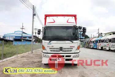 อย่าเลื่อนผ่าน ลดล้างสต๊อก หกล้อตู้สิบบาน HINO QDR 500 212 แรงม้า ปี 56 คันนี้สวยจริง พร้อมใช้งาน
