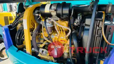 รถขุด Komatsu PC25-1 มือสองนำเข้าจากญี่ปุ่น ทำสีใหม่ พร้อมใช้งาน