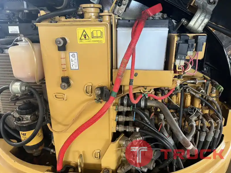 CAT303SR นำเข้าจากญี่ปุ่น สภาพพร้อมใช้งาน LINE @sangenjp โทร 089-0080077,089-0050007,086-0044333,065-8844400 www.sangenjp.com www.nmc99.com