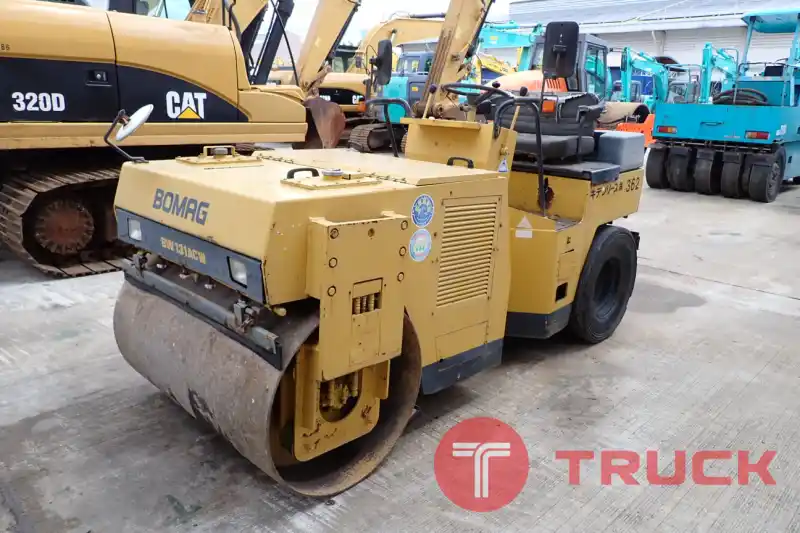 Bomag BW131ACW รถบดสั่นสะเทือน 3.5 ตัน โทร 080 6565422 หนิง