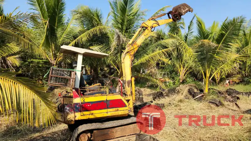 ขาย รถขุด แบคโฮ KOMATSU pc10-6 บอดี้ 20 เก่าญี่ปุ่น แทรคยาง