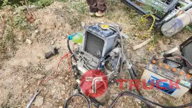 ขาย เครื่องยนต์ kubota แบบนอน ขนาด 2 สูบ 9.5 แรง รุ่น ZB400 มีหม้อน้ำในตัว