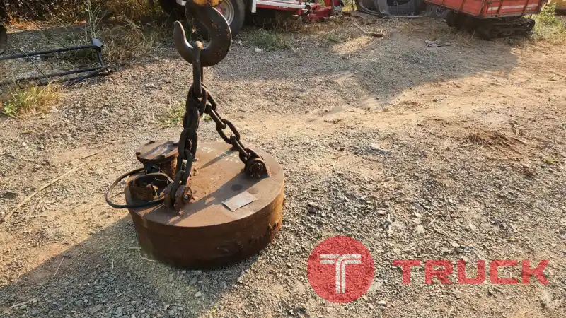 ขาย แม่เหล็ก เก่าญี่ปุ่น ยี่ห้อ shinko กว้าง 72 cm หนา 20 cm สำหรับรถขุด แบคโฮ pc 70 -120