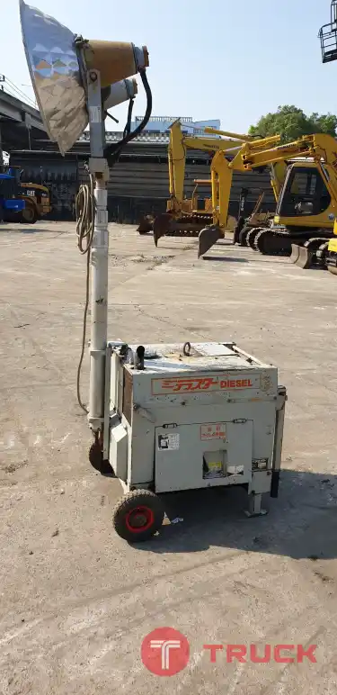 โคมไฟ สนาม นำเข้าจากญี่ปุ่น สภาพพร้อมใช้งาน LINE @sangenjp โทร 089-0080077,089-0050007,086-0044333,065-8844400 www.sangenjp.com www.nmc99.com