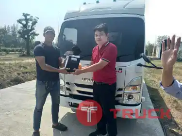 4ล้อNLR กระบะเหล็ก
