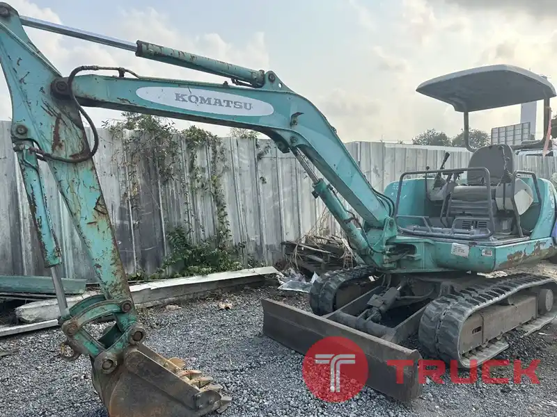 PC30-7 รถขุดเล็ก แทร็คยาง Komatsu by OEK 098-5625920