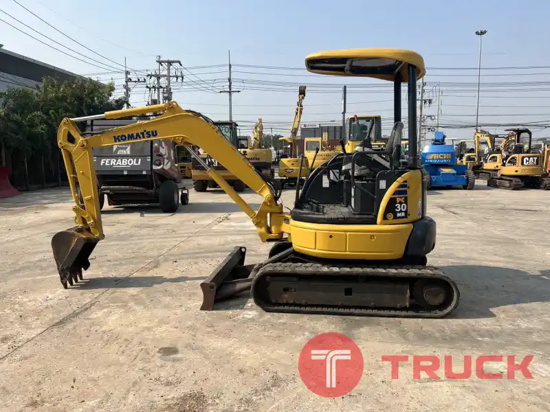 Komatsu PC30MR-2 นำเข้าจากญี่ปุ่น สภาพพร้อมใช้งาน ID Line @sangenjp โทร 089-0080077,089-0050007,086-0044333,065-8844400 www.sangenjp.com www.nmc99.com