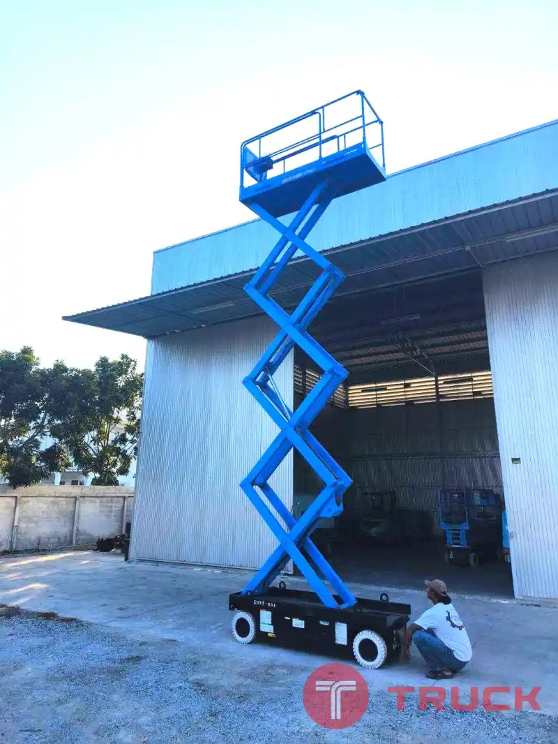 X-Lift SV08B รถกระเช้าไฟฟ้า สูง 8 เมตร โทร 080-6565422 หนิง