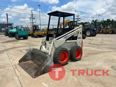 BOBCAT725 นำเข้าจากญี่ปุ่น สภาพพร้อมใช้งาน LINE @sangenjp โทร 089-0080077,089-0050007,086-0044333,065-8844400 www.sangenjp.com www.nmc99.com