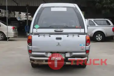 Mitsubishi triton 2011 Mitsubishi triton 2011
