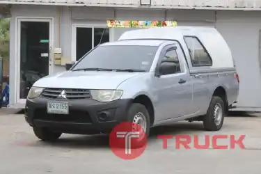 Mitsubishi triton 2011