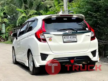 Honda Jazz 1.5 V AT 2015
