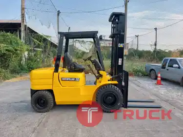 ขายรถโฟล์คลิฟท์มือสอง CATERPILLAR DP30D V40