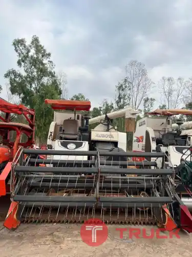 รถเกี่ยวคูโบต้า DC105Xมือ2 1,195 ชั่งโมง รถปี 2562 ขายตามสภาพ ราคาพ่อค้า 580,000 บาท สนใจโทรสอบถาม 065-2401438 น้องเอิน จ้า เข้ามาเลือกดูที่ร้านได้จ้า